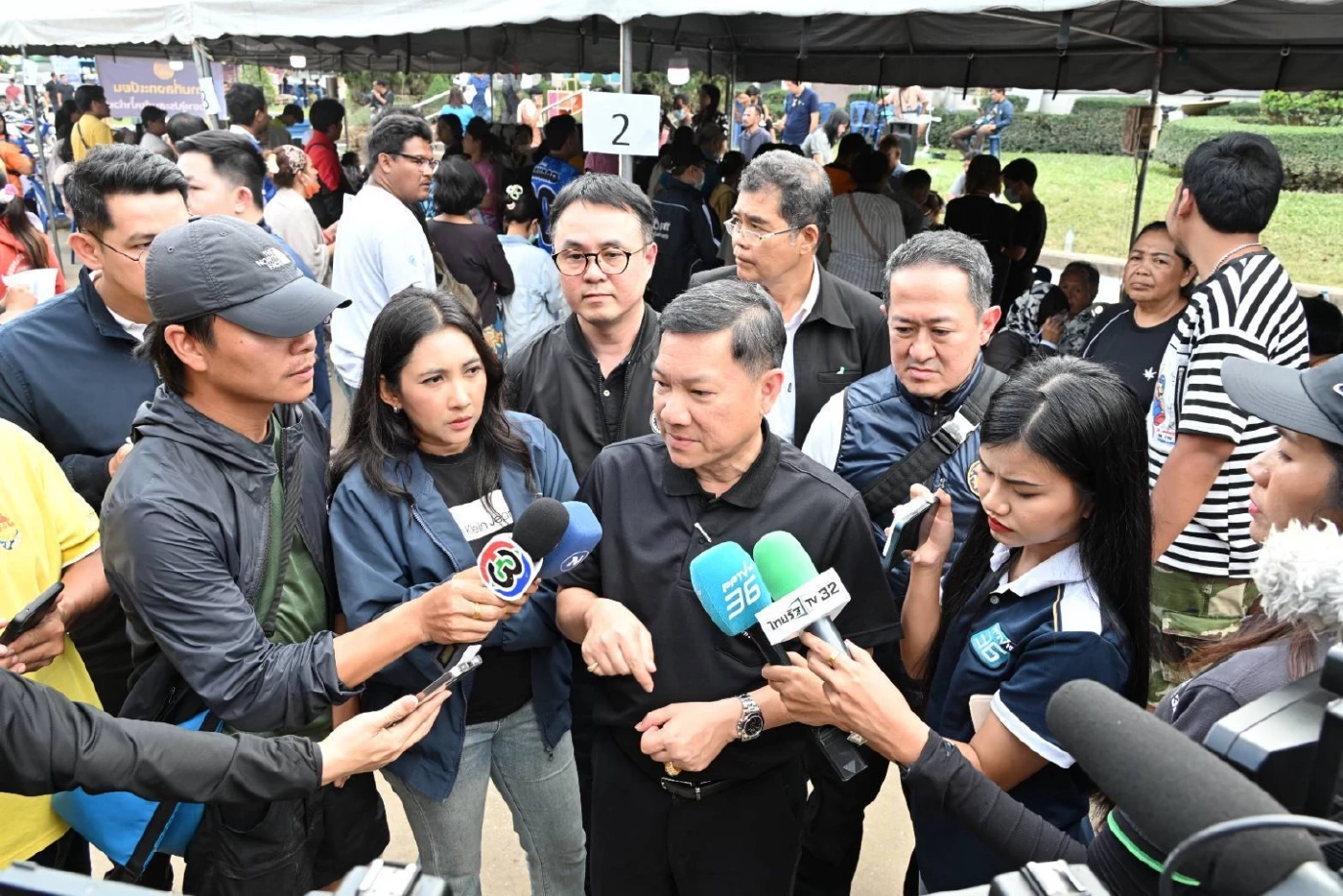 "ปลัดมหาดไทย" สั่งจัดผลัดเวรเจ้าหน้าที่คีย์ข้อมูลขอรับเงินเยียวยา 9,000 บาท ตลอด 24 ชั่วโมง
