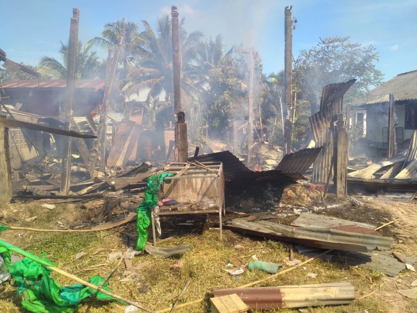 แฉ "กัมพูชา" ระดมยิงจรวด BM-21 เกือบ 700 นัด ถล่ม 98 จุด 4 จังหวัดอีสานใต้ (มีคลิป)