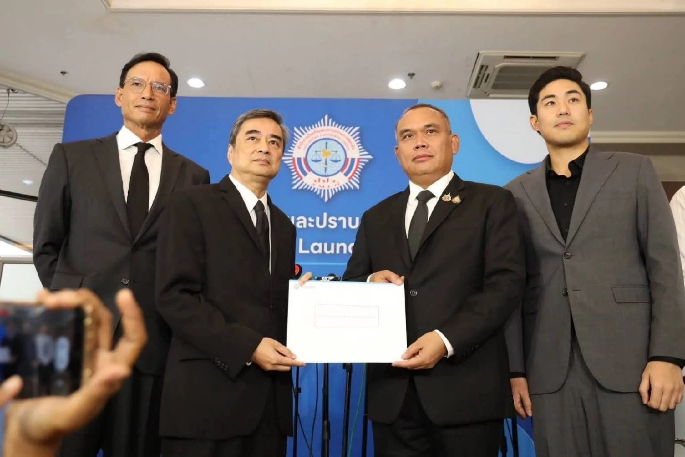 "พงศกร" ขอบคุณ "ปปง." ยึด-อายัดทรัพย์ "สแกมเมอร์ข้ามชาติ" กว่า 1 หมื่นล้าน