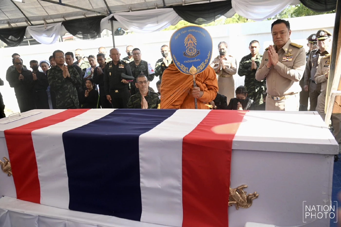 “อนุทิน” ส่งร่าง 2 ทหารกล้ากลับมาตุภูมิ ย้ำกองทัพยึดพื้นที่คืนได้หมดแล้ว