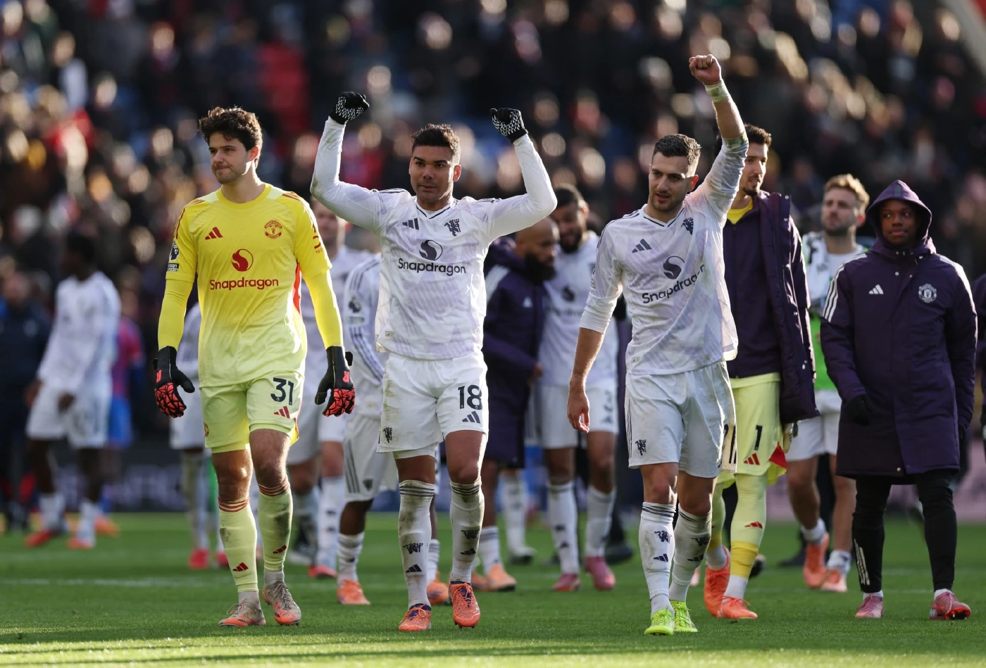 สรุปพรีเมียร์ลีก: อาร์เซนอล เสมอ เชลซี 1-1, ลิเวอร์พูล-แมนยู คว้าชัยสำคัญ