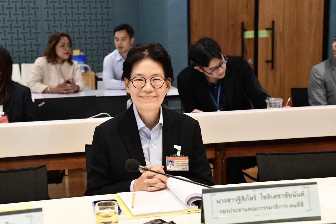 นางสาวฐิติภัสร์ โชติเดชาชัยนันต์ 