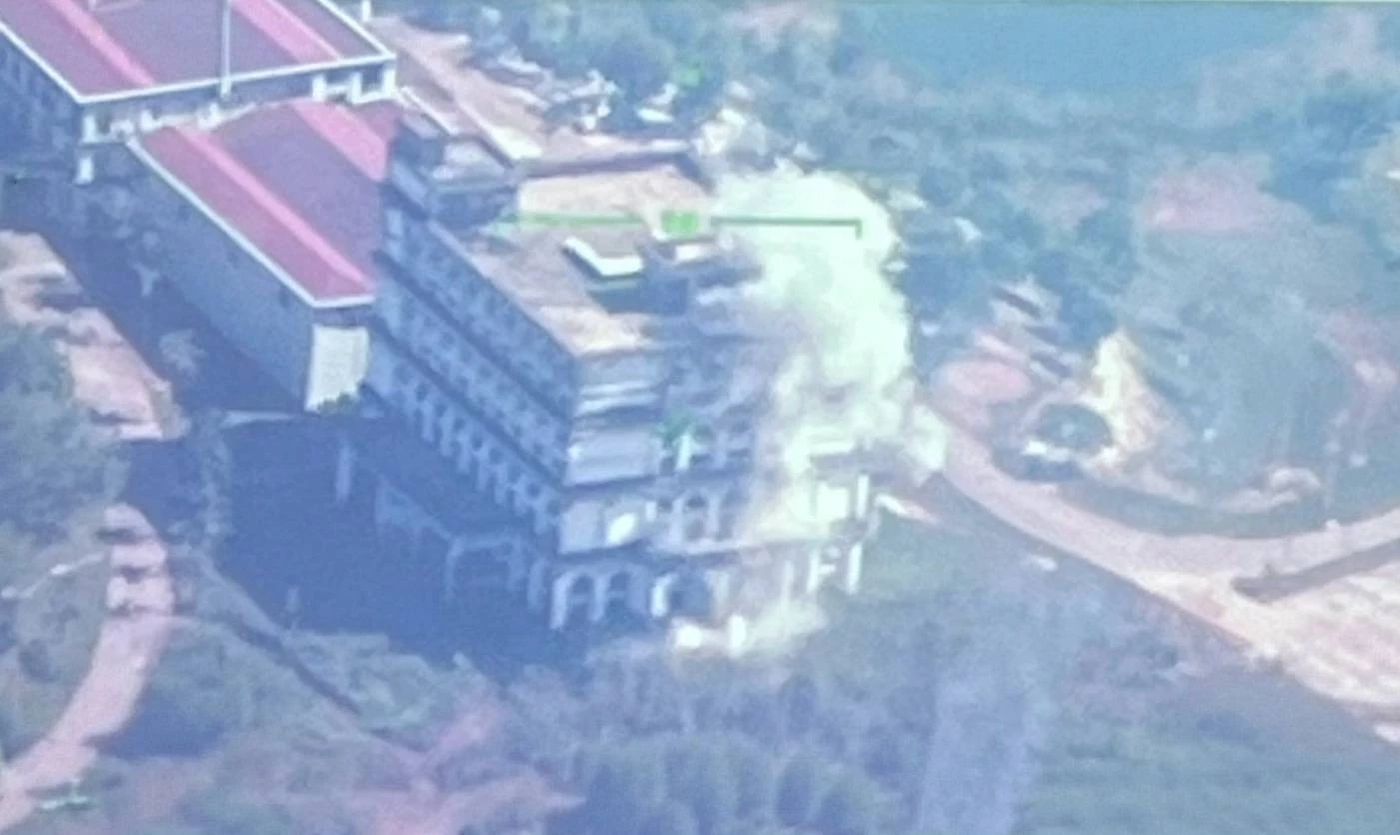 ทร.เจอ BHQ ปลอมเป็นพลเรือน เข้าตึกต้องสงสัยชายแดนตราด