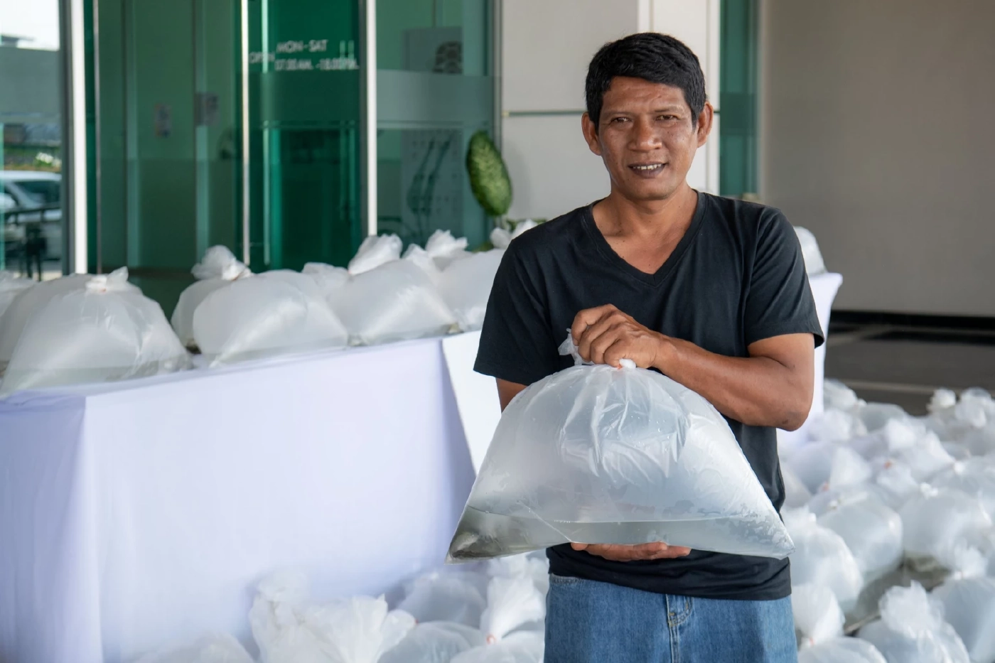 มูลนิธิซีพีฯ ฟื้นปลากะพง 3 น้ำ GI สงขลา เยียวยาประมงหลังอุทกภัย