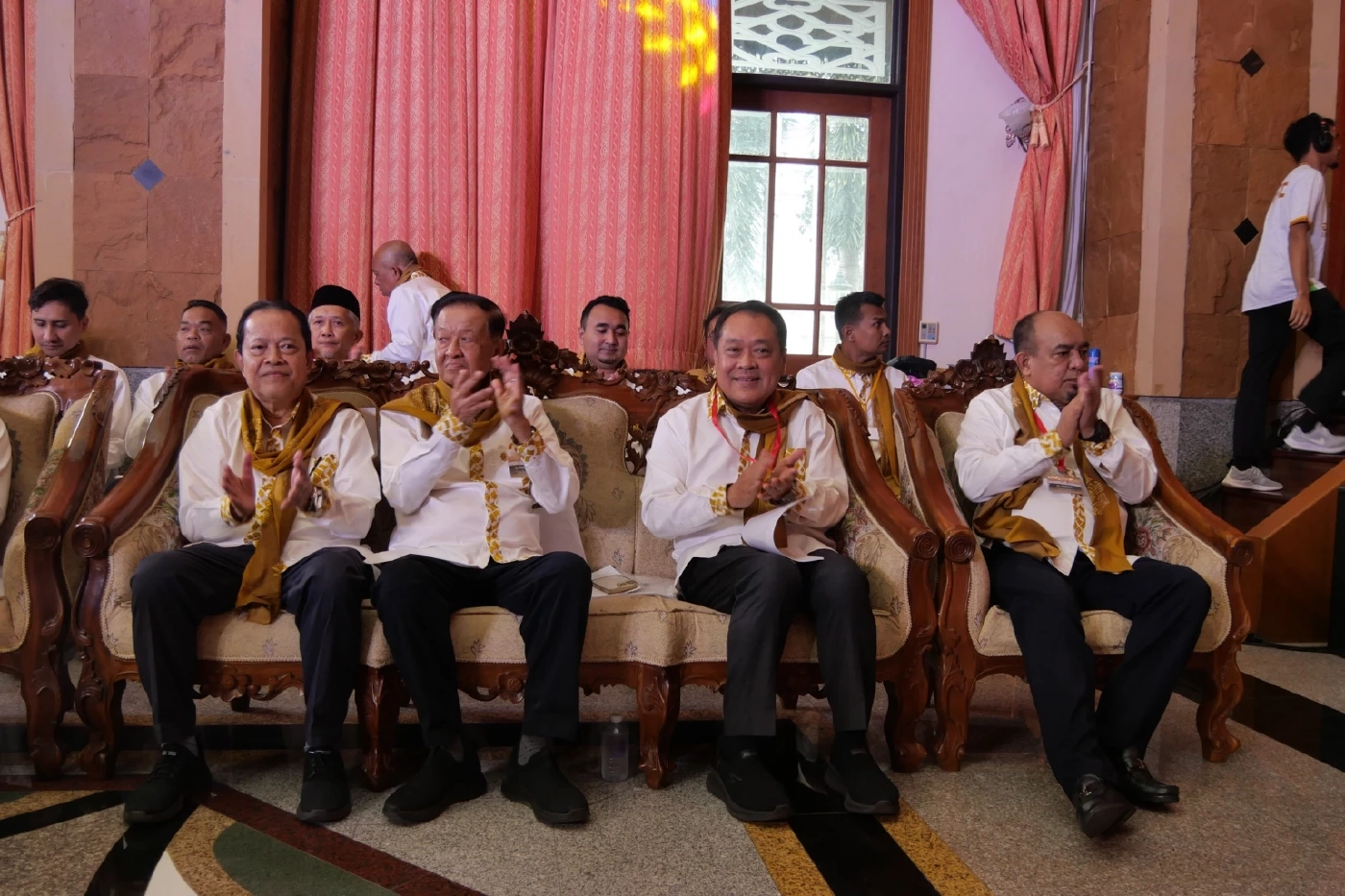 “พรรคประชาชาติ” เปิดตัวผู้สมัคร สส.3 จว.ชายแดนใต้ “ซูการ์โน” นำทีม