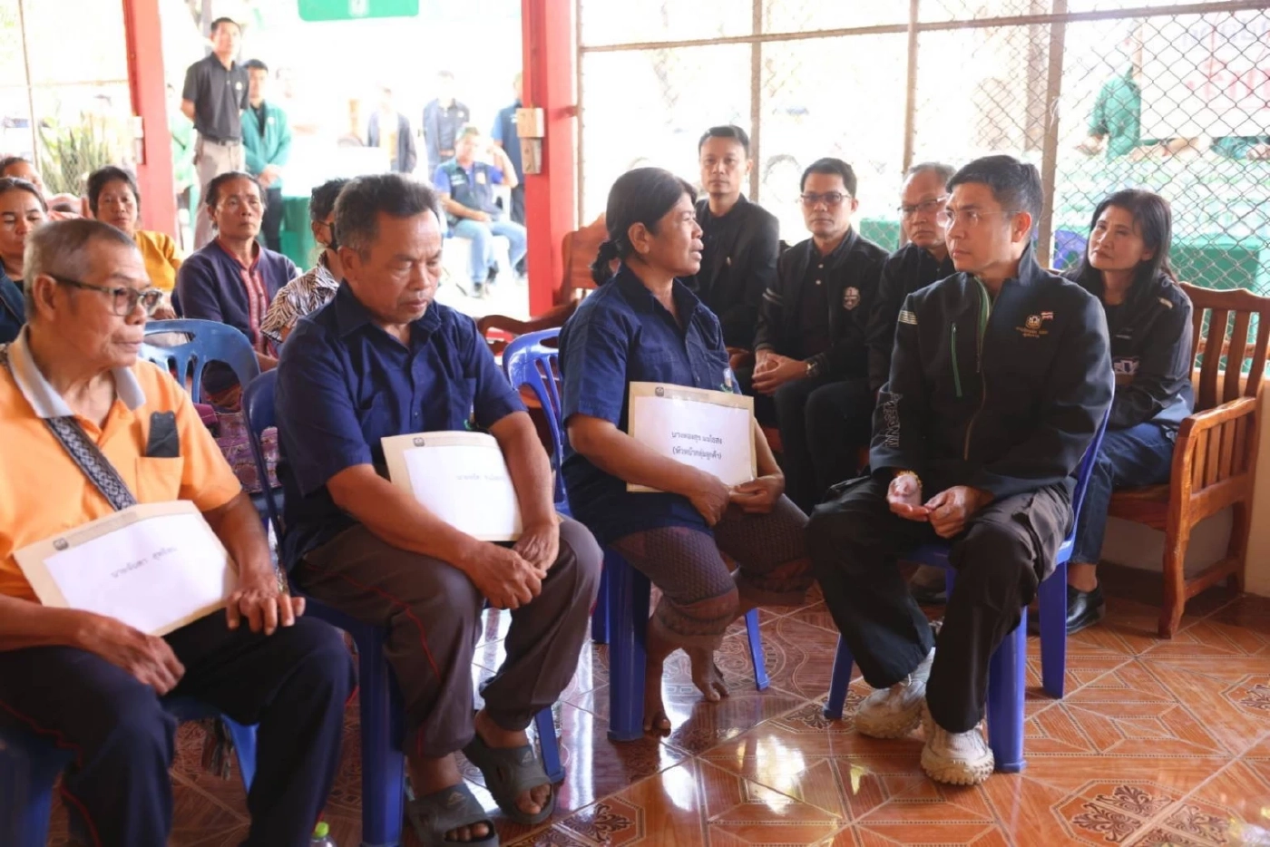 ธ.ก.ส. ลงพื้นที่ช่วยเหลือลูกค้า-ประชาชน กระทบเหตุไม่สงบชายแดน