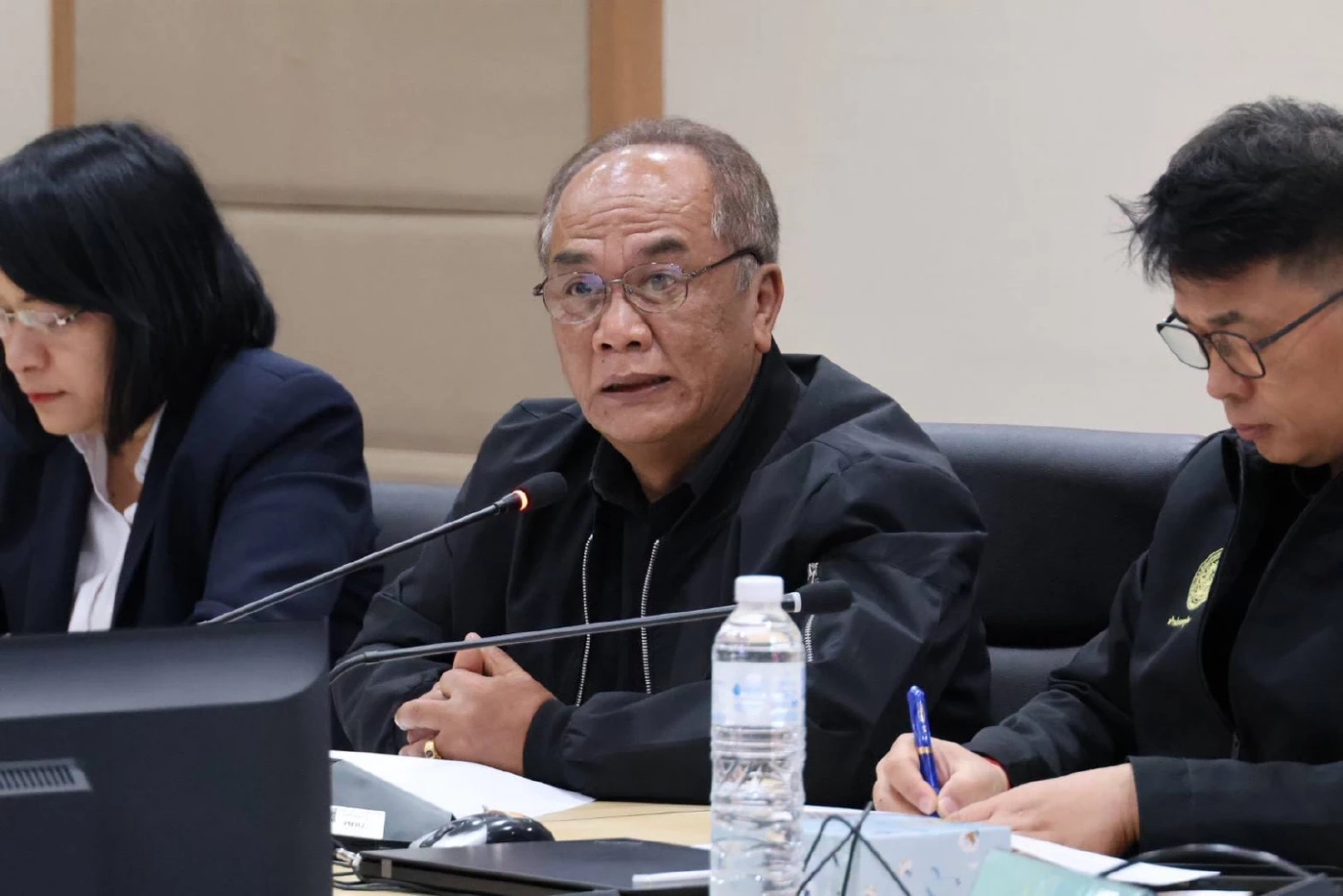 หาดใหญ่ต้องรอด ! รมต. สันติ สั่ง สคบ. ระดมเอกชน–สายการบิน เปิดมาตรการชุดใหญ่ช่วยใต้