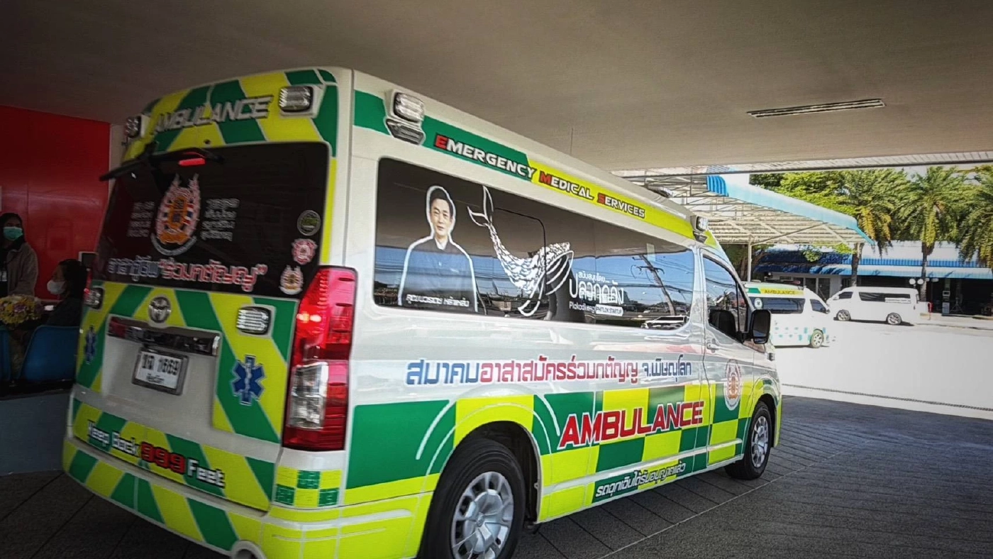 "ร่วมกตัญญู" ลำเลียง เคลื่อนย้าย 6 นักรบแนวหน้าไทย บาดเจ็บ จากการปะทะ ชายแดน สุรินทร์ ส่ง รพ.