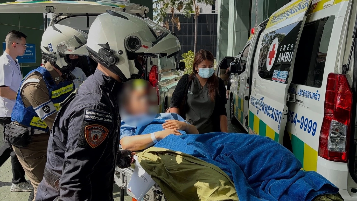 ตำรวจจราจรเปิดทางด่วน นำ "ทหารกล้า" บาดเจ็บจากปะทะชายแดน ส่ง รพ.พระมงกุฎเกล้า