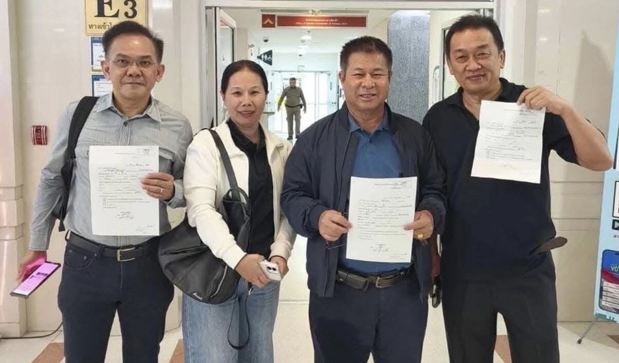  4 อดีต สส.อีสาน อำลาเพื่อไทย ซบภูมิใจไทย