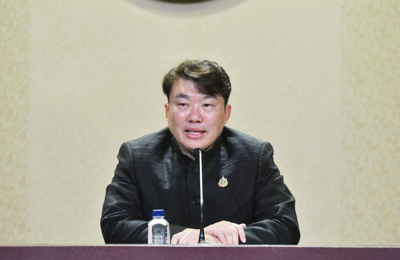 นายสิริพงศ์ อังคสกุลเกียรติ โฆษกประจำสำนักนายกรัฐมนตรี