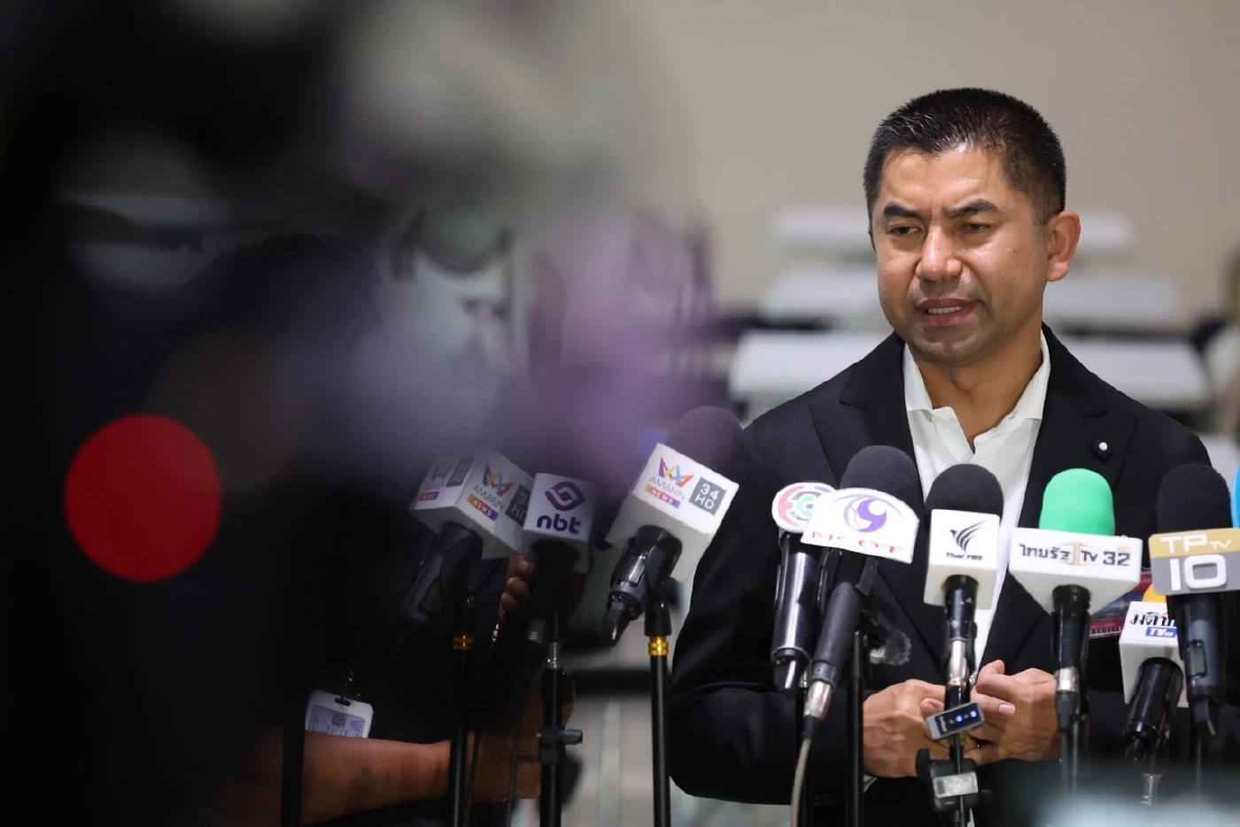 พล.ต.อ.สุรเชษฐ์ หักพาล อดีต รอง ผบ.ตร.