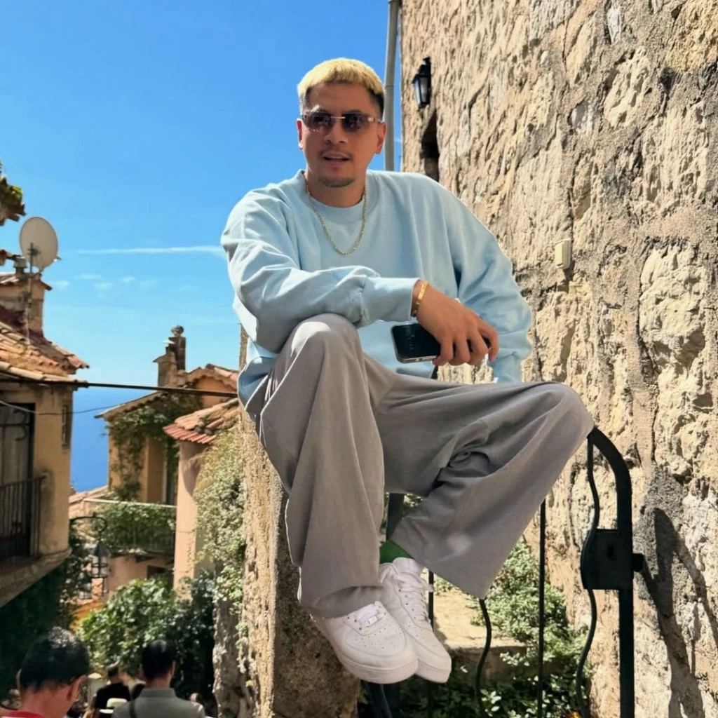 "เวย์ ไทยเทเนียม" เข้ารับทราบข้อกล่าวหา ร่วมกันฉ้อโกงทรัพย์ ร่วมกับ "นานา ไรบีนา" (มีคลิป)