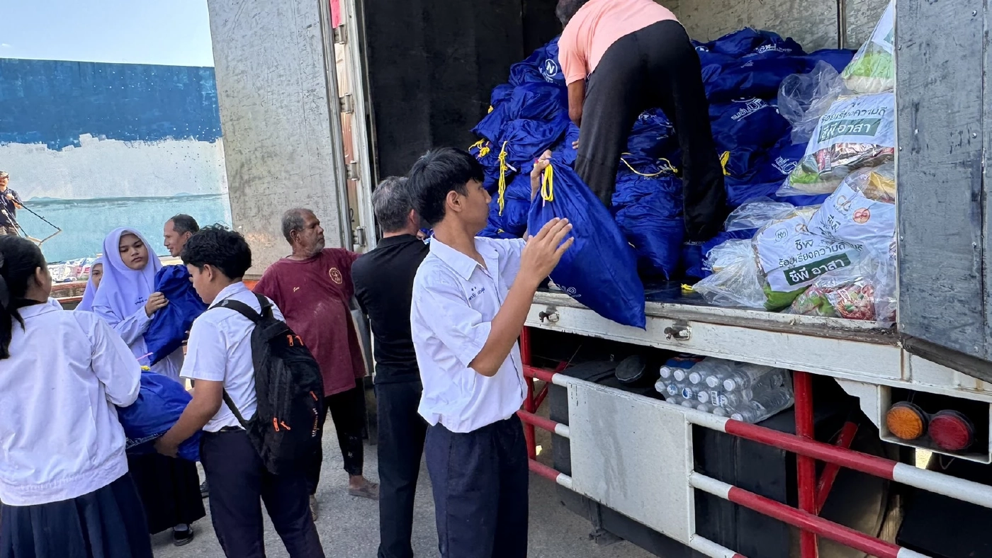 "เนชั่นปันน้ำใจ" จับมือ ซีพีอาสา มอบถุงยังชีพชาวสตูล ฟื้นฟูหลังน้ำลด