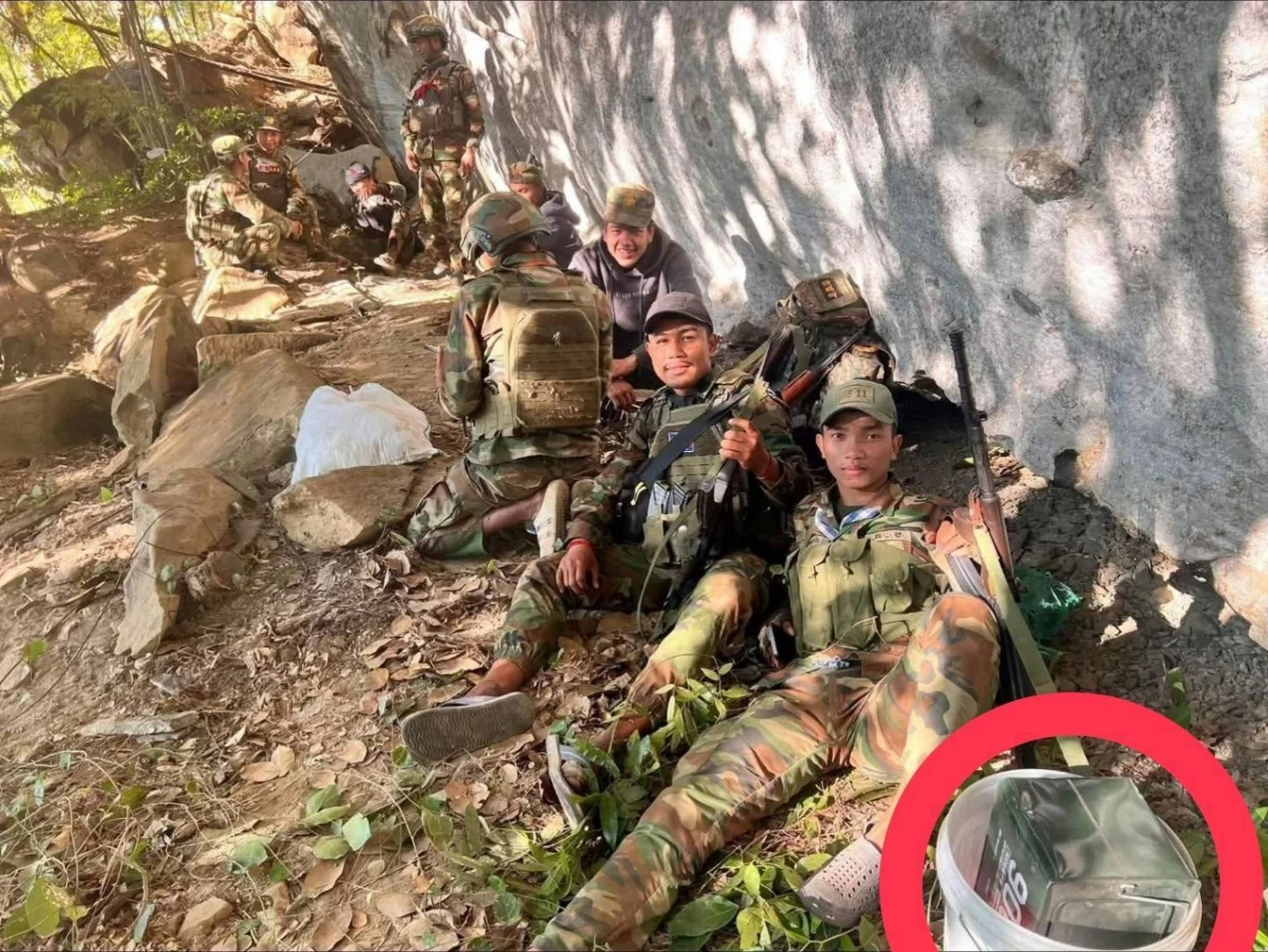 ใครคือมือมืดเบื้องหลัง ป้อนอาวุธล้ำยุค GAM-102LR ให้ "กัมพูชา"