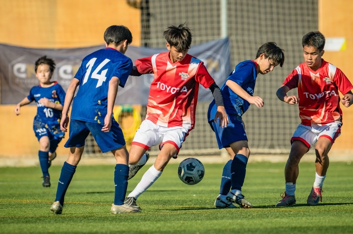 โตโยต้าพานักเตะเยาวชนไทยคว้าแชมป์ Cruyff Football 2025 ที่สเปน