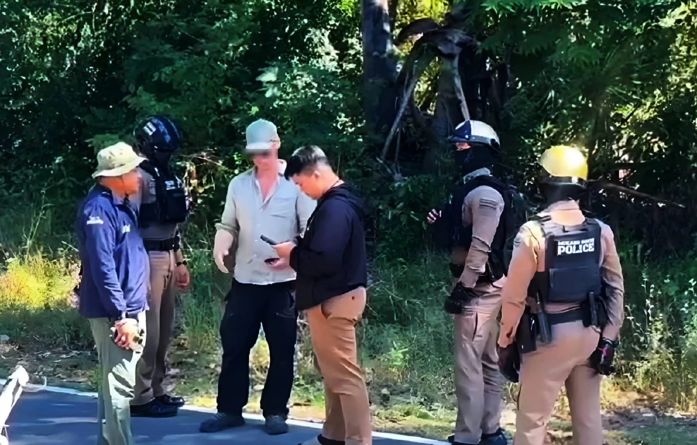 คุมตัว "ชายต่างชาติ" ต้องสงสัย ถ่ายรูป "สนามบินทหาร" จ.สุรินทร์ หวั่นเป็น "นักรบรับจ้าง"