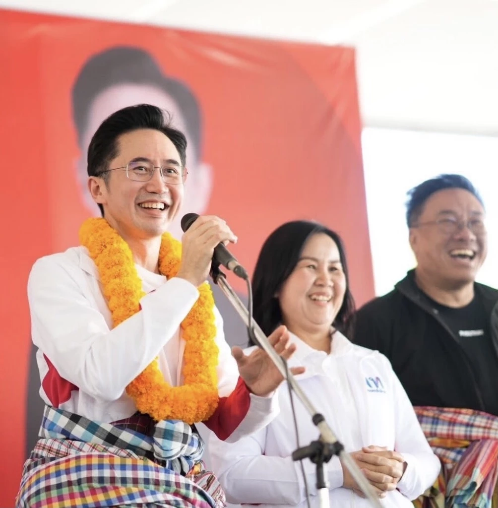 เชน ยศชนัน ขึ้นเวทีปราศรัยครั้งแรกที่สุพรรณบุรี