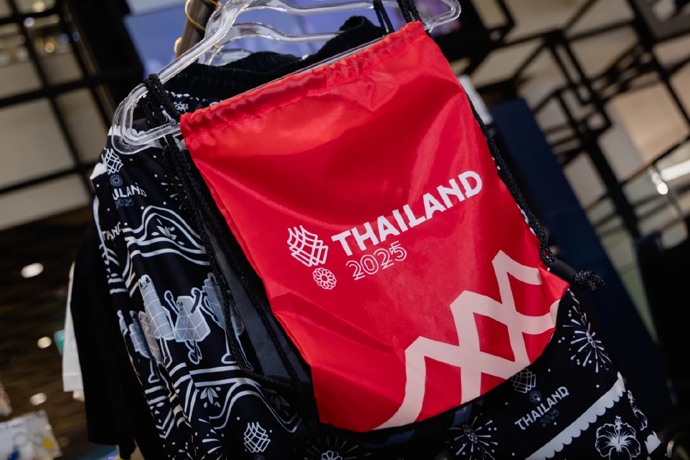 สยามพิวรรธน์ชวนเชียร์ทีมไทยซีเกมส์ 2025 พร้อมเปิดบู๊ทจำหน่ายของที่ระลึก