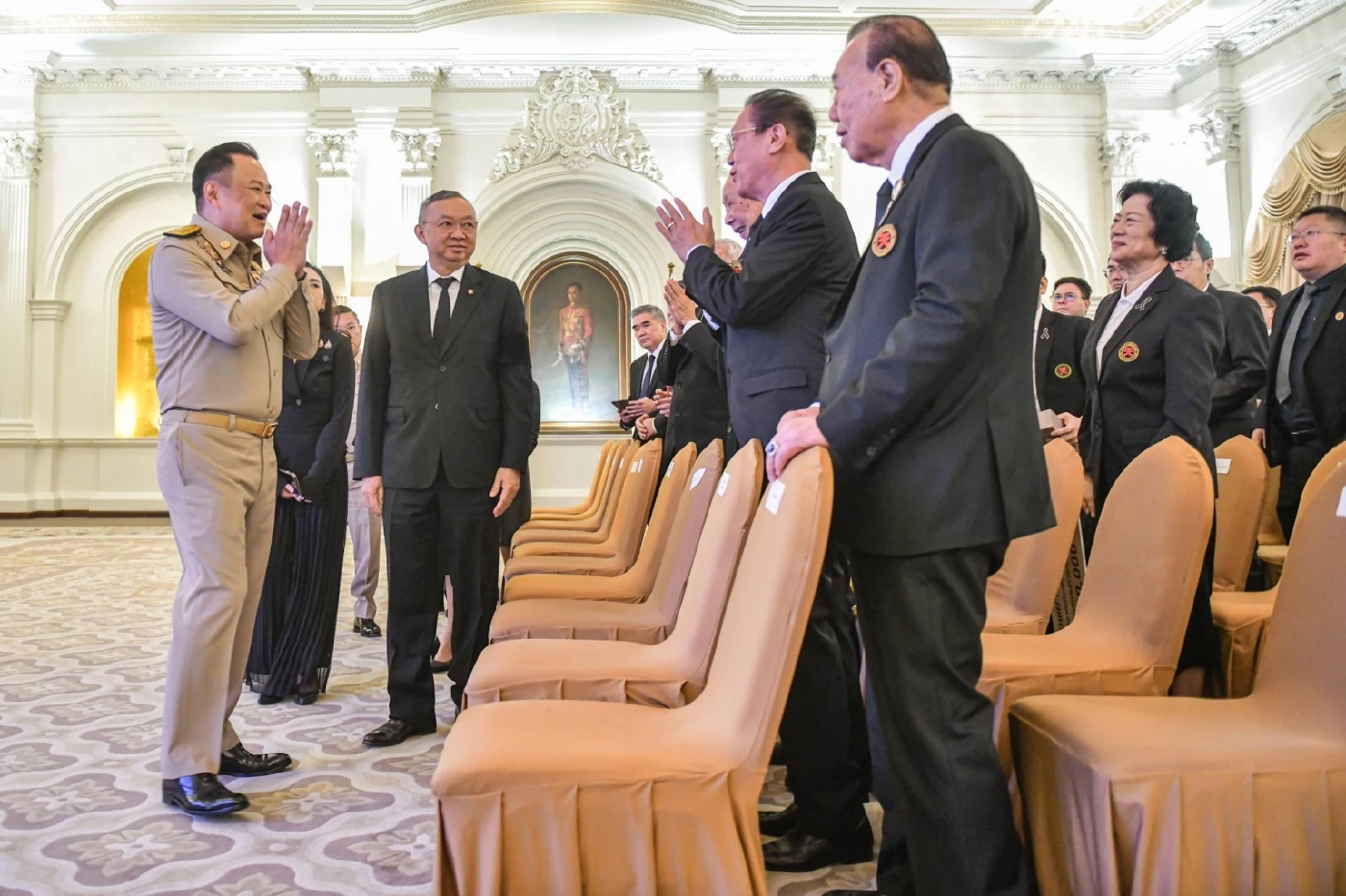 ทูตจีน มอบเพิ่ม 32 ล้าน ช่วยน้ำท่วมภาคใต้ หลังเคยบริจาคแล้ว 30 ล้าน