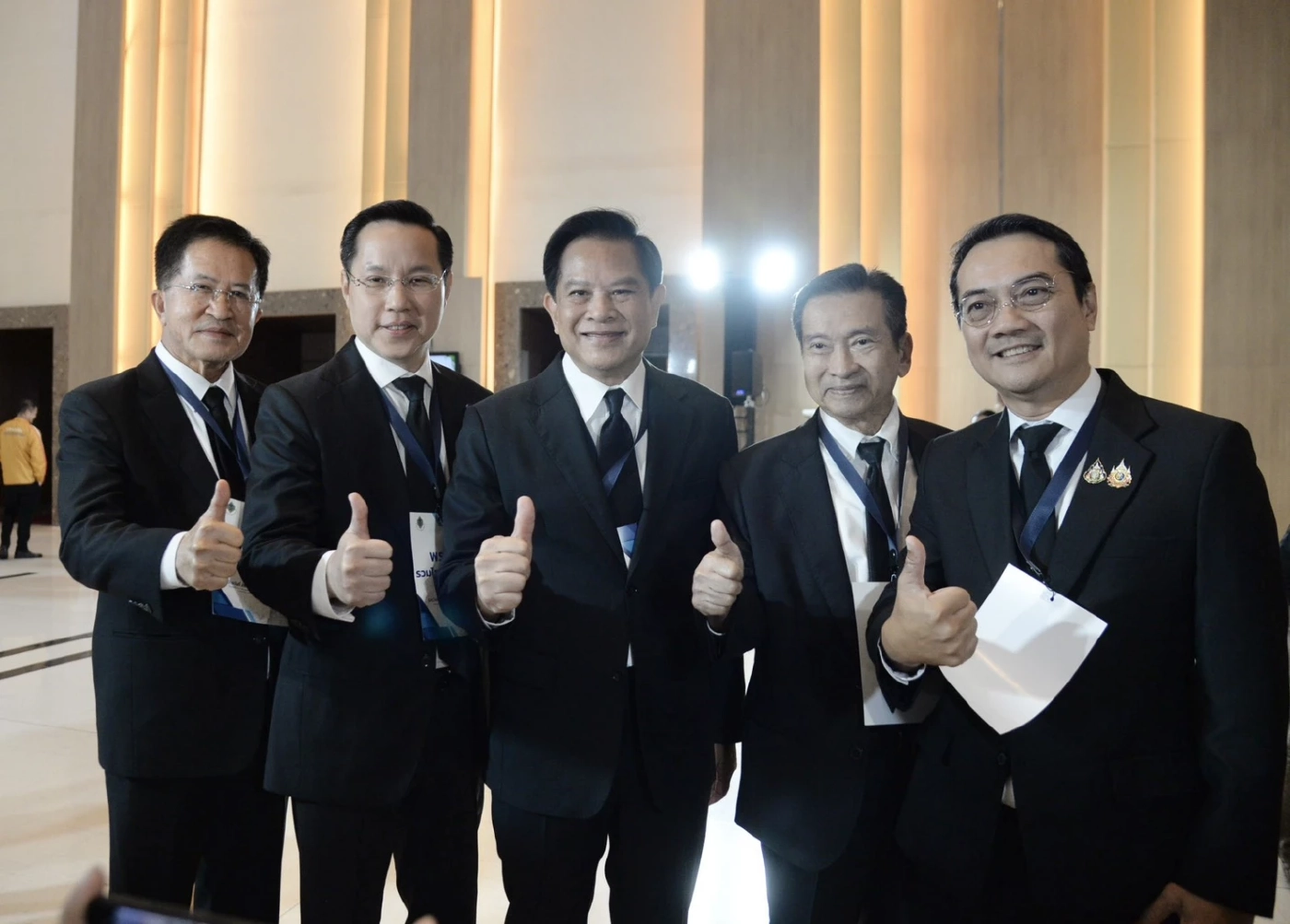 รายชื่อผู้สมัคร สส.บัญชีรายชื่อ รทสช. เรียงตามลำดับ 1 - 100