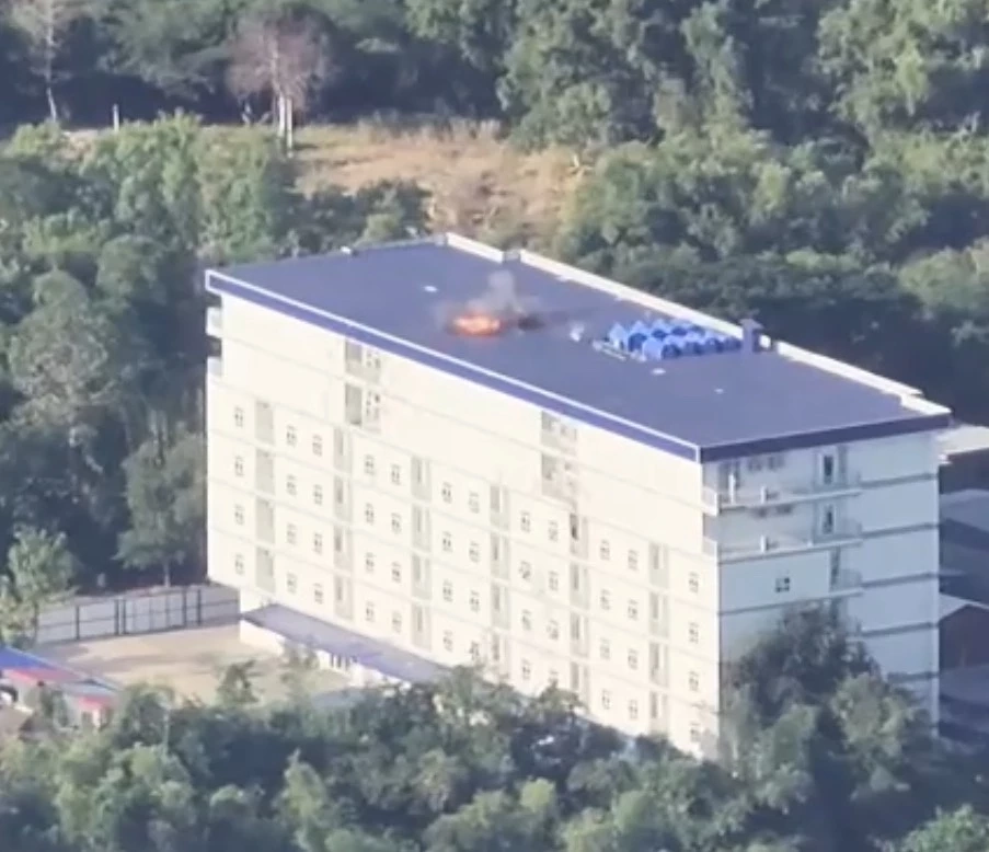 เปิดคลิป! "กองกำลังบูรพา" โจมตี 2 ที่หมาย "คลังแสงทหารกัมพูชา" ใน ปอยเปต เชื่อมโยง "แก๊งสแกมเมอร์"