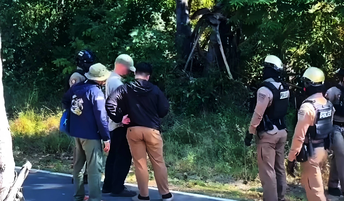 คุมตัว "ชายต่างชาติ" ต้องสงสัย ถ่ายรูป "สนามบินทหาร" จ.สุรินทร์ หวั่นเป็น "นักรบรับจ้าง"