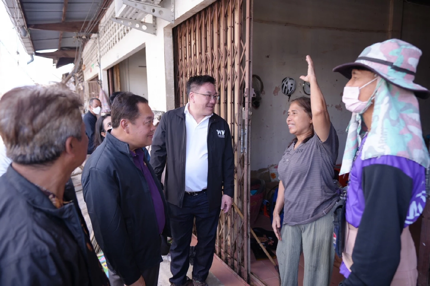 “ทวี-จุลพันธ์” ลุยฟื้นหาดใหญ่ อัด “อนุทิน” บริหารจัดการล้มเหลว