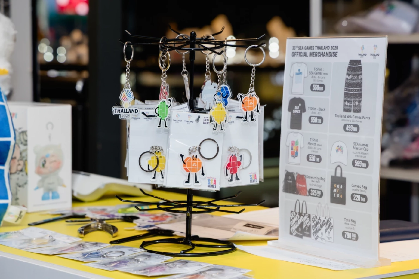 สยามพิวรรธน์ชวนเชียร์ทีมไทยซีเกมส์ 2025 พร้อมเปิดบู๊ทจำหน่ายของที่ระลึก