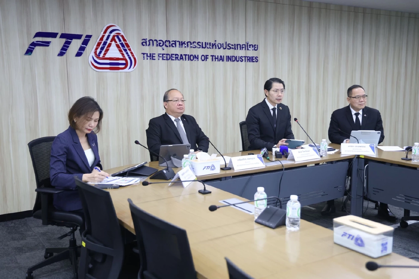 เชื่อมั่นอุตฯ พุ่งรับอานิสงส์มาตรการรัฐ แนะเร่งฟื้นฟูน้ำท่วม