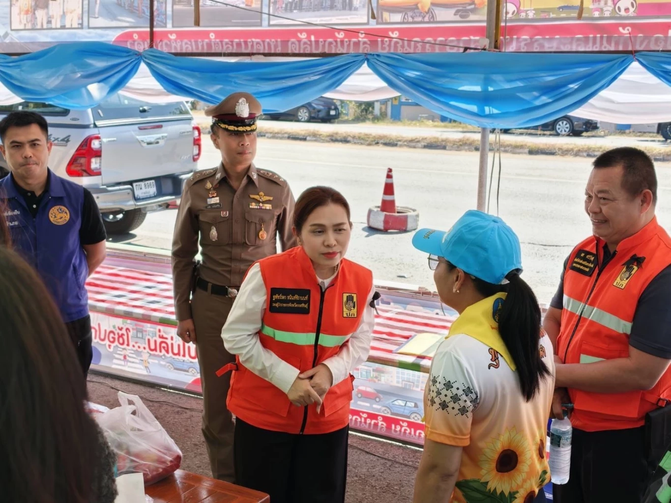 ตร.โนนสูง เปิดด่านตรวจ-จุดบริการ ลดอุบัติเหตุปีใหม่ 2569