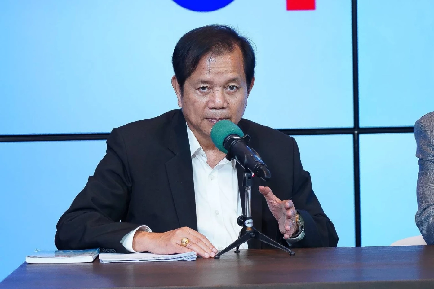 นายชวลิต วิชยสุทธิ์ รองหัวหน้าพรรคไทยสร้างไทย