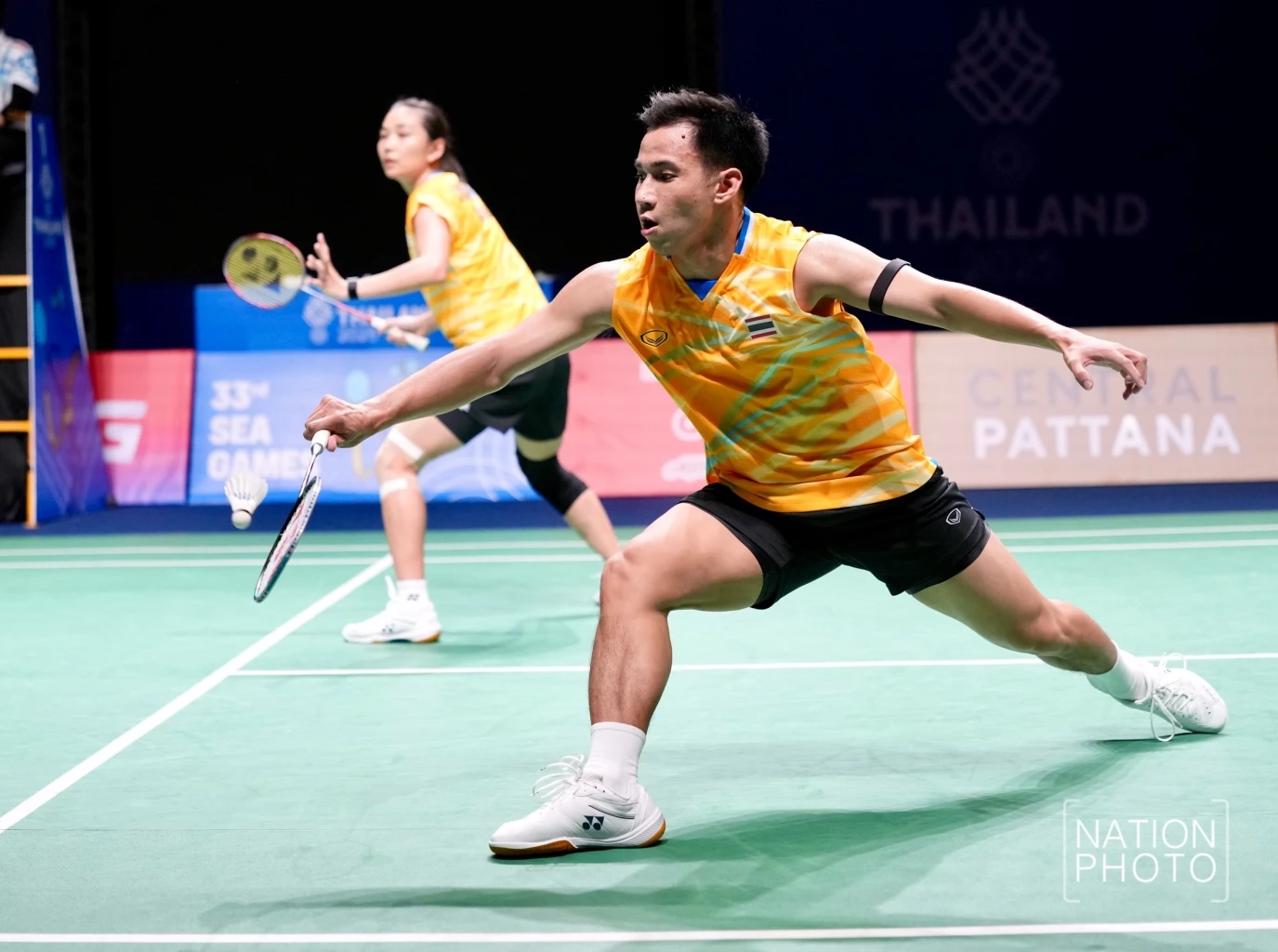 "ไตเติ้ล-เจน" ฟอร์มร้อนโค่น "บาส-เฟม" คู่มือ 4 โลก คว้าทองซีเกมส์