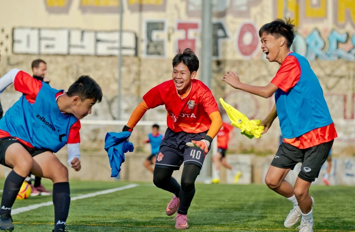 โตโยต้าพานักเตะเยาวชนไทยคว้าแชมป์ Cruyff Football 2025 ที่สเปน