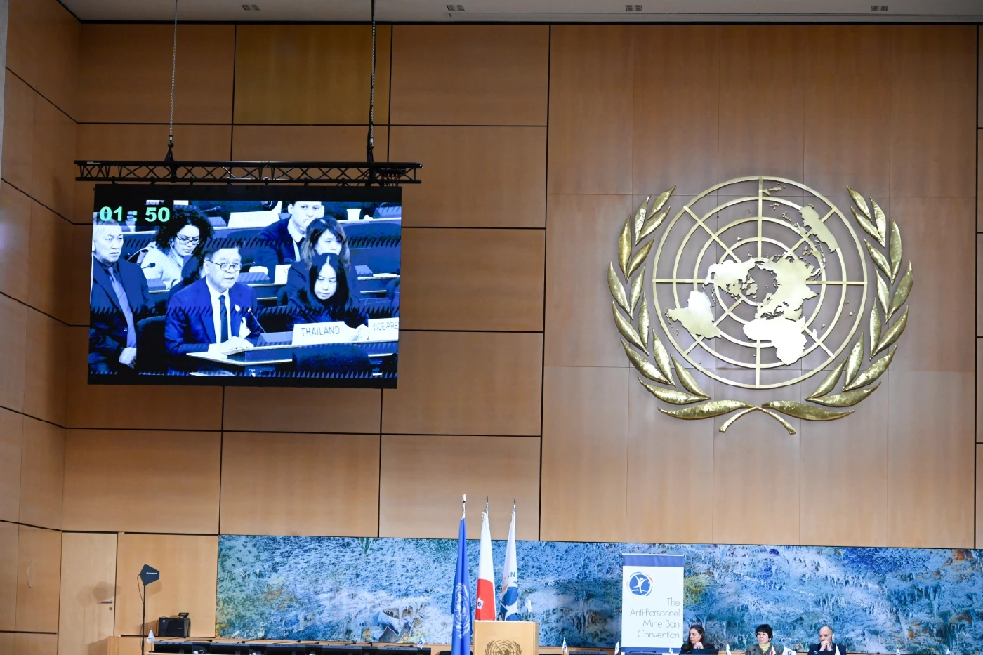 "กัมพูชา" ประท้วงวุ่น หลังไทยเปิดคลิป โชว์หลักฐาน "กัมพูชาวางทุ่นระเบิด" กลางที่ "ประชุมออตตาวา" (มีคลิป)