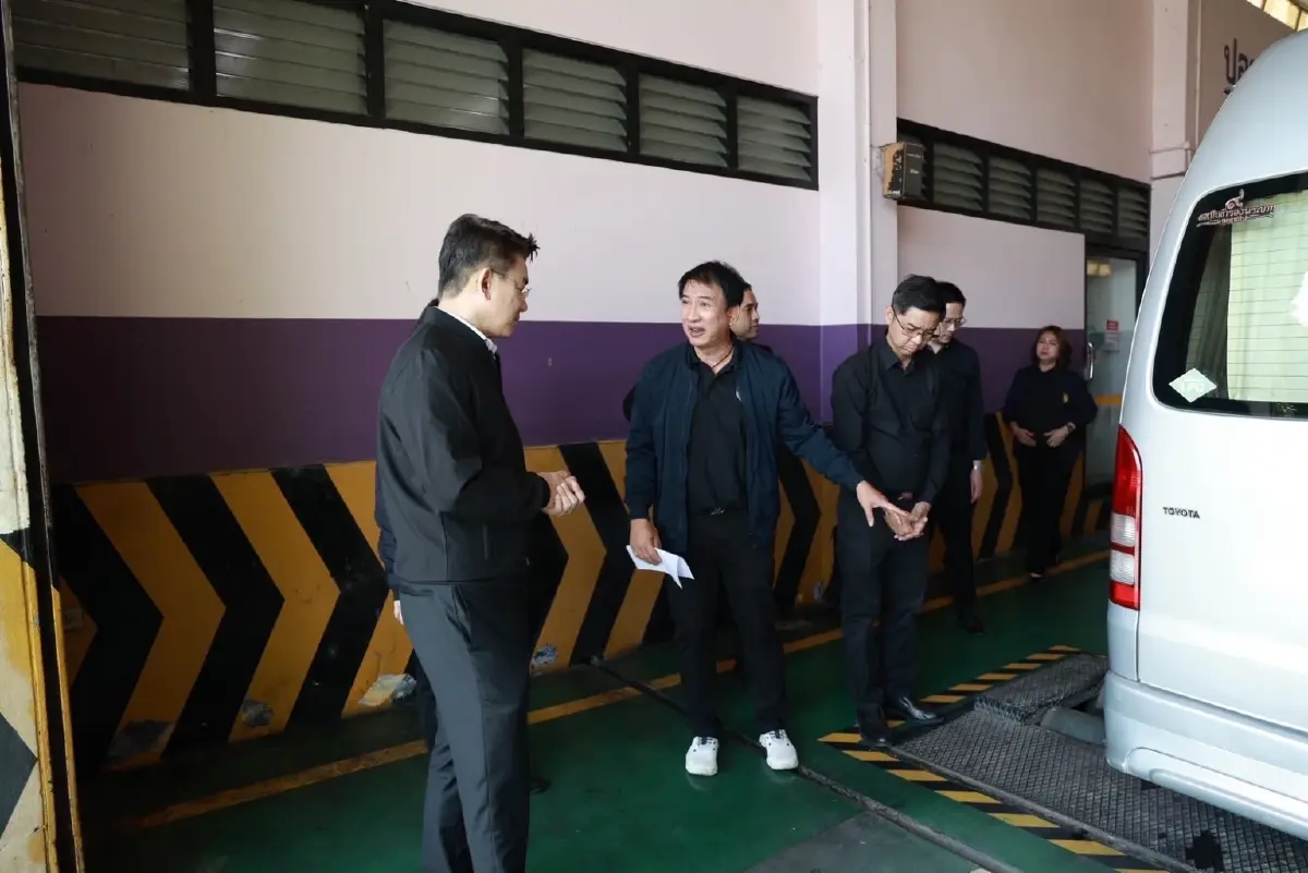 ขบ. เตรียมมาตรการตรวจเข้มรถรับส่งนักเรียนทุกคัน: ตรวจสมรรถนะผู้ขับขี่ทุกคน