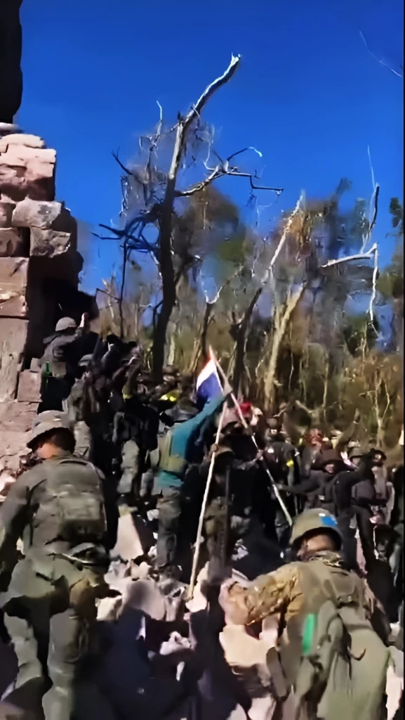 เปิดคลิป! ทหารไทยเข้าปัก "ธงชาติไทย" พื้นที่ "ปราสาทตาควาย" ได้สำเร็จ