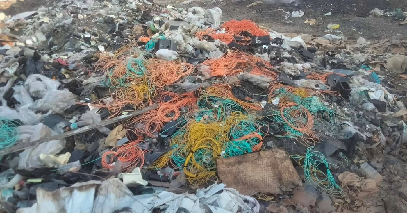 "ธนกร" สั่งตรวจวัดมลพิษทางอากาศ-เฝ้าระวังไม่ให้กระทบประชาชน หลังพบเพลิงไหม้บ่อสิ่งปฏิกูล