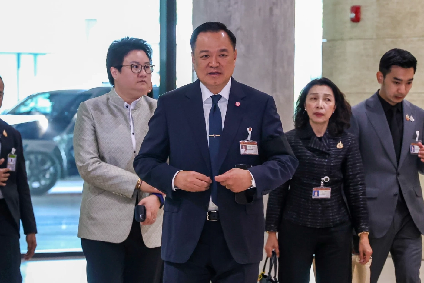 วิเคราะห์ “อนุทิน” ยุบสภา พรรคไหนได้เปรียบ-เสียเปรียบ