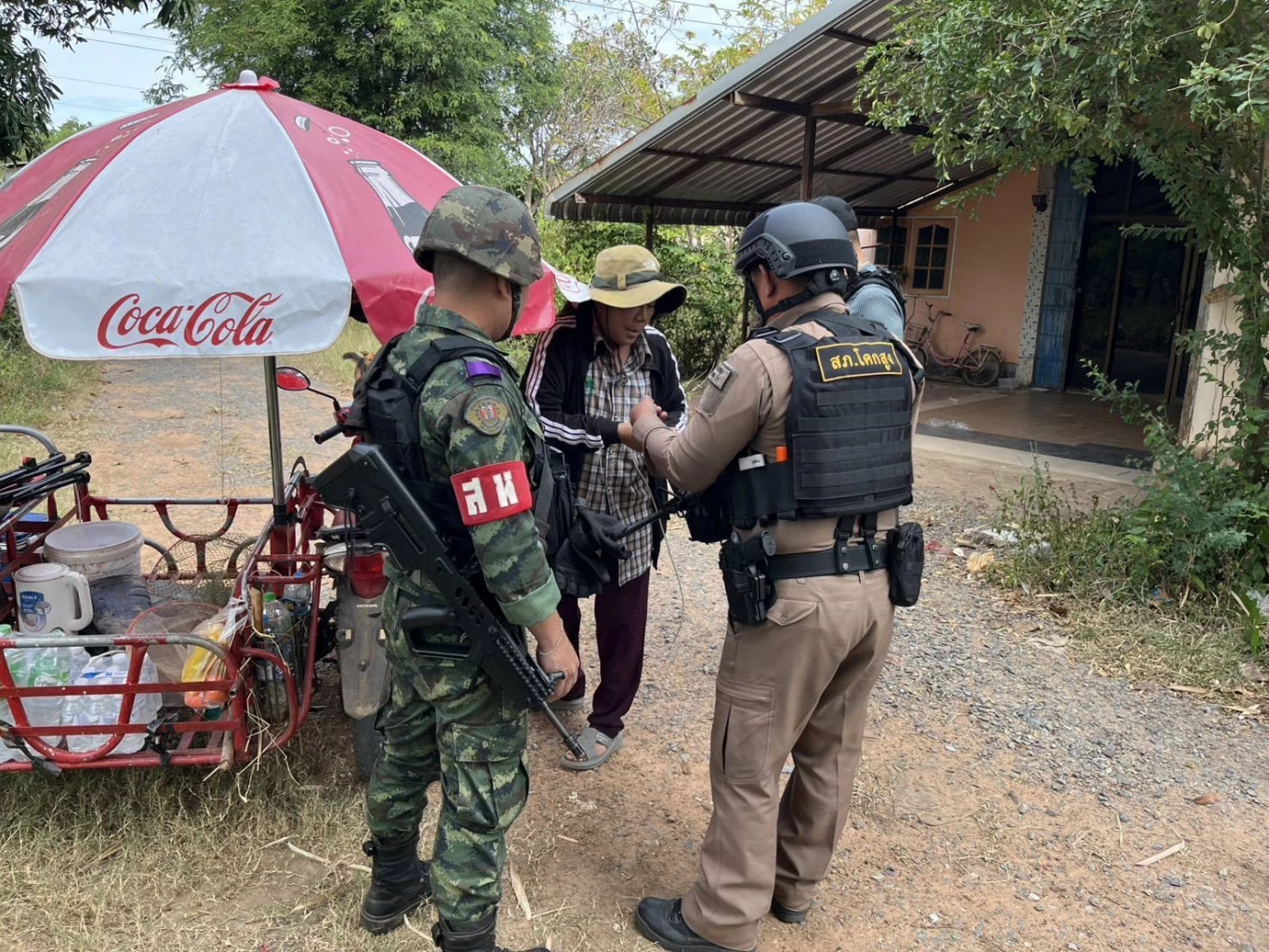 ป้องกันสายลับ! ทบ.แจงหนึ่งในเหตุผลสั่งเคอร์ฟิว 4 อำเภอสระแก้ว