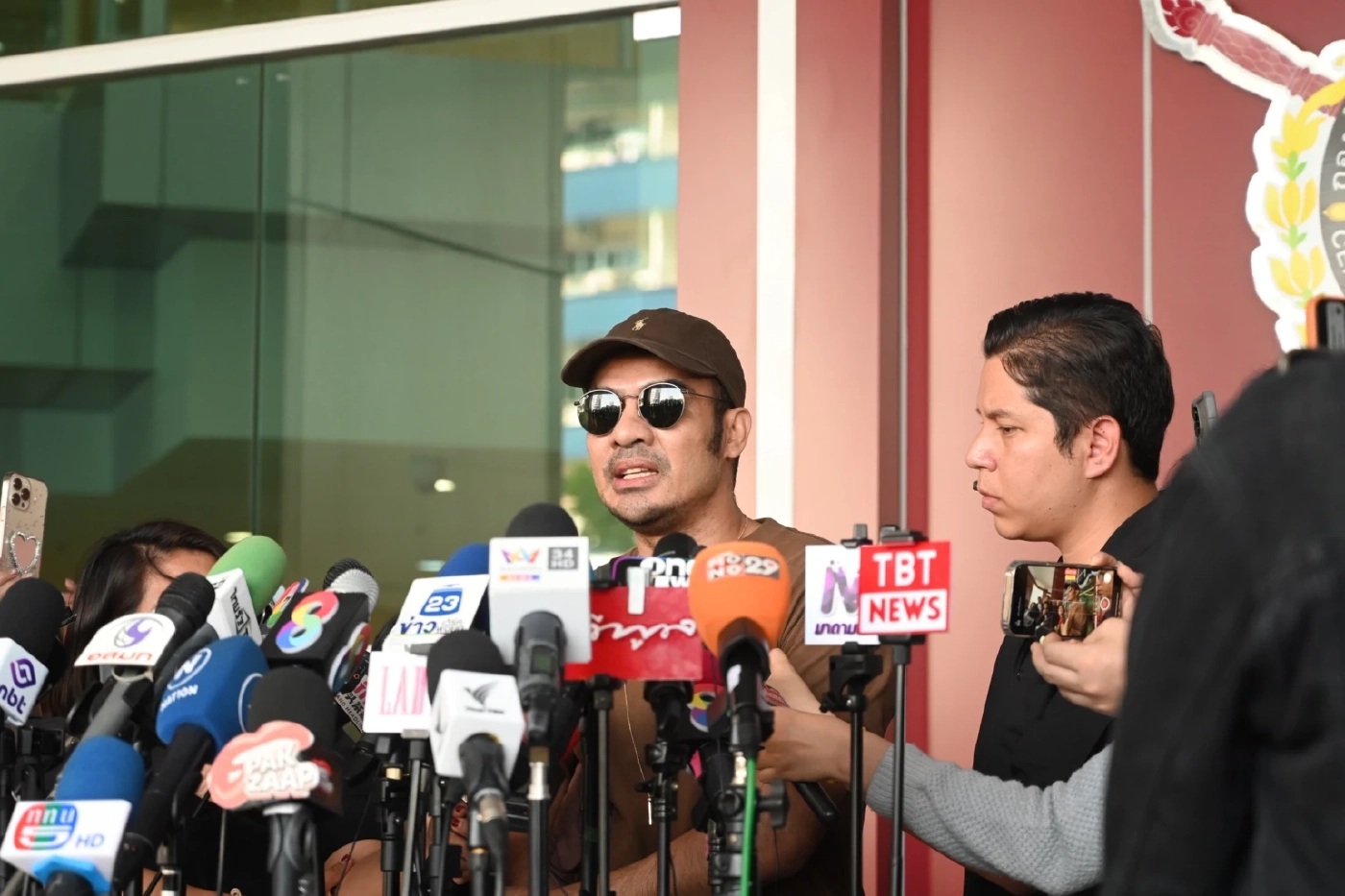 "ผู้การ ปอศ." ชี้ เพื่อน-คนใกล้ชิด 17 คน แจ้งความเอาผิด "นานา ไรบีนา" เสียหายร่วม 195 ล้านบาท