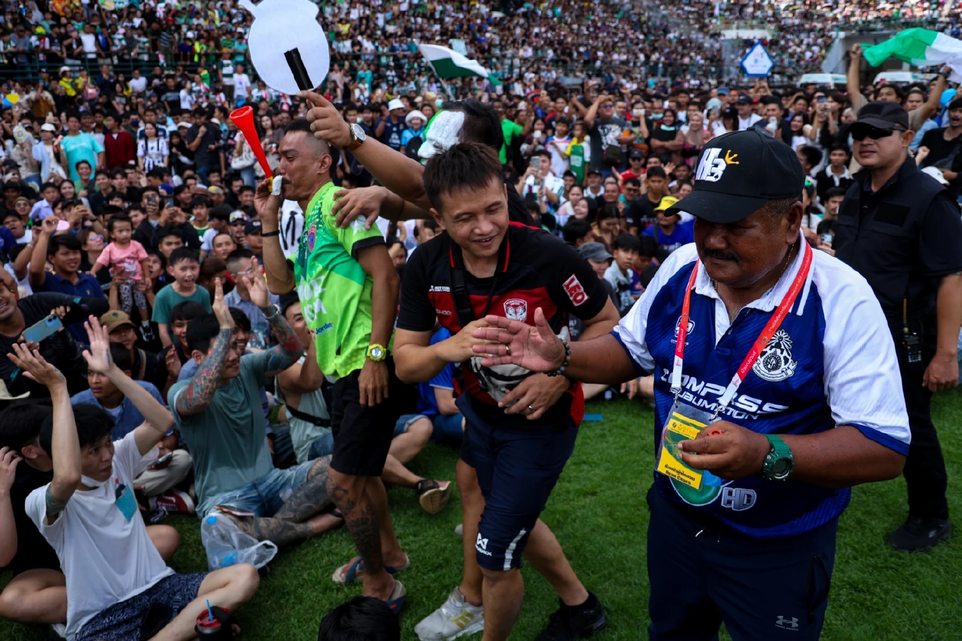 หมอนทองฟีเวอร์: เมื่อฟุตบอลนักเรียนเขย่าระบบ มากกว่าคำว่า “ม้ามืด”