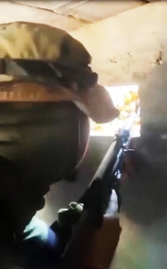 เดือดก่อนรุ่งสาง! กัมพูชาเปิดฉากยิง BM-21 ใส่ไทยหลายจุด กองทัพภาค 2 โต้ทันควัน (มีคลิป)