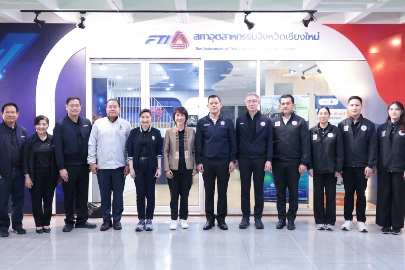 "ธนกร" คุยผู้ประกอบการภาคเหนือตอนบน เน้นย้ำอุตสาหกรรมยุคใหม่