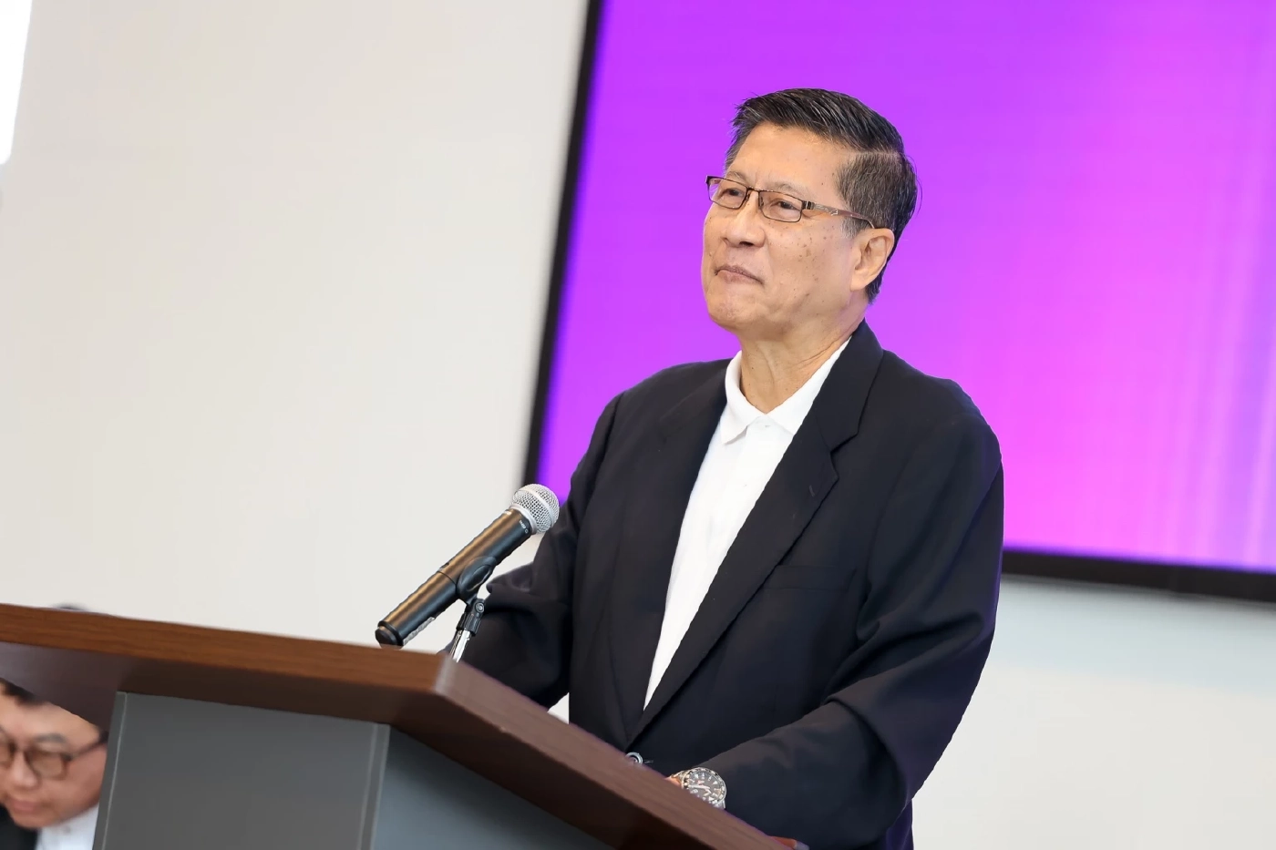 "ไทยสร้างไทย" ดัน "พลโท ภราดร" ขึ้นบัญชี "นายกฯ" สู้ศึกเลือกตั้ง