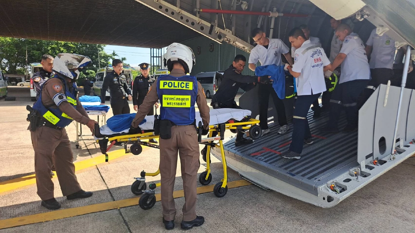 ตำรวจจราจรเปิดทางด่วน นำ "ทหารกล้า" บาดเจ็บจากปะทะชายแดน ส่ง รพ.พระมงกุฎเกล้า