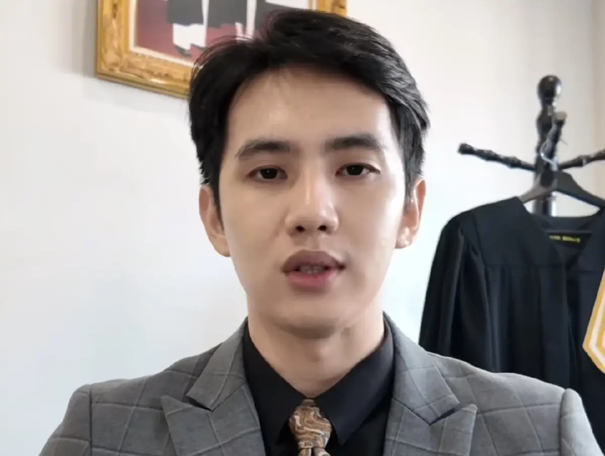 นายพิชัยรักษ์ พิมลมาศ หรือ ทนายเต๋า 