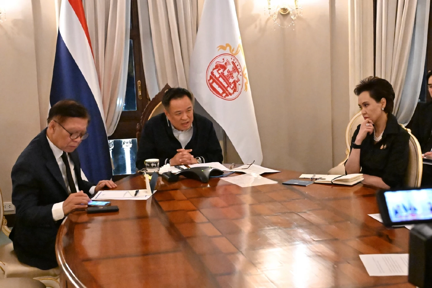 จับโป๊ะ ปธน.สหรัฐ “ทรัมป์ vs. อนุทิน พูดคนละเรื่องเดียวกัน?”