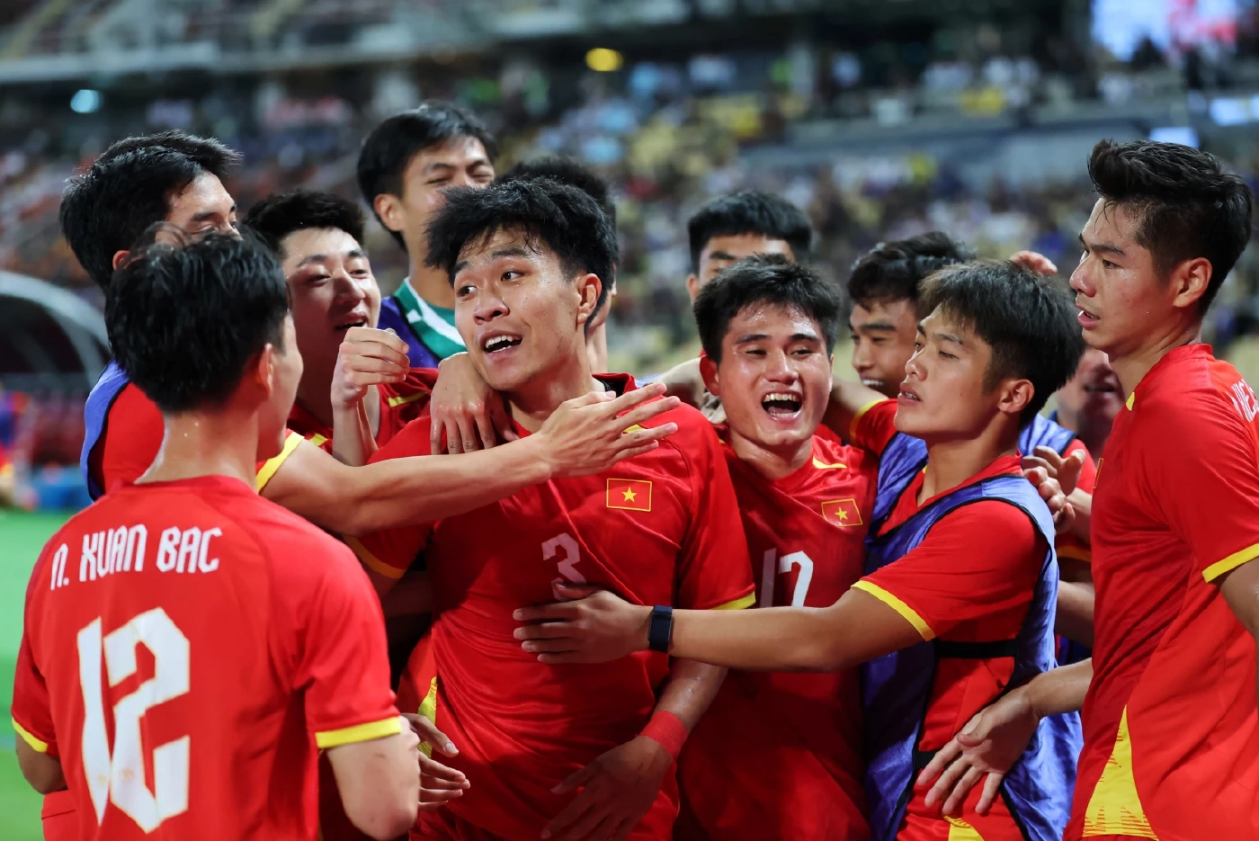 ช็อกราชมังฯ! ช้างศึกนำ 2 ลูกก่อนพ่ายเวียดนาม 2-3 ช่วงต่อเวลา พลาดทองซีเกมส์