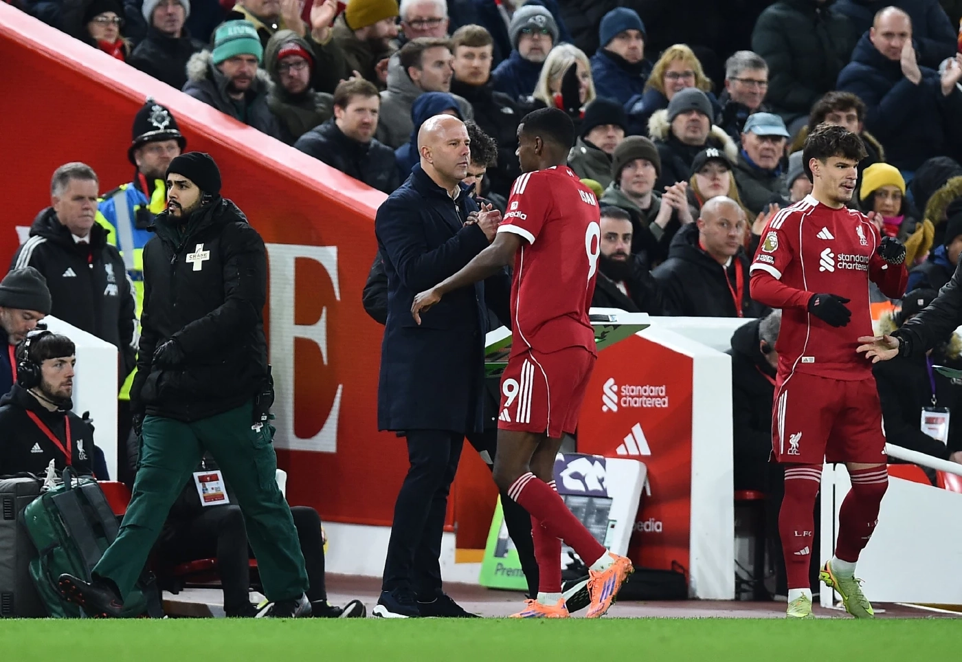 พรีวิว พรีเมียร์ลีก สุดสัปดาห์ : อาร์เซนอล ดวล วิลล่า, ลิเวอร์พูล บุกเยือน ลีดส์